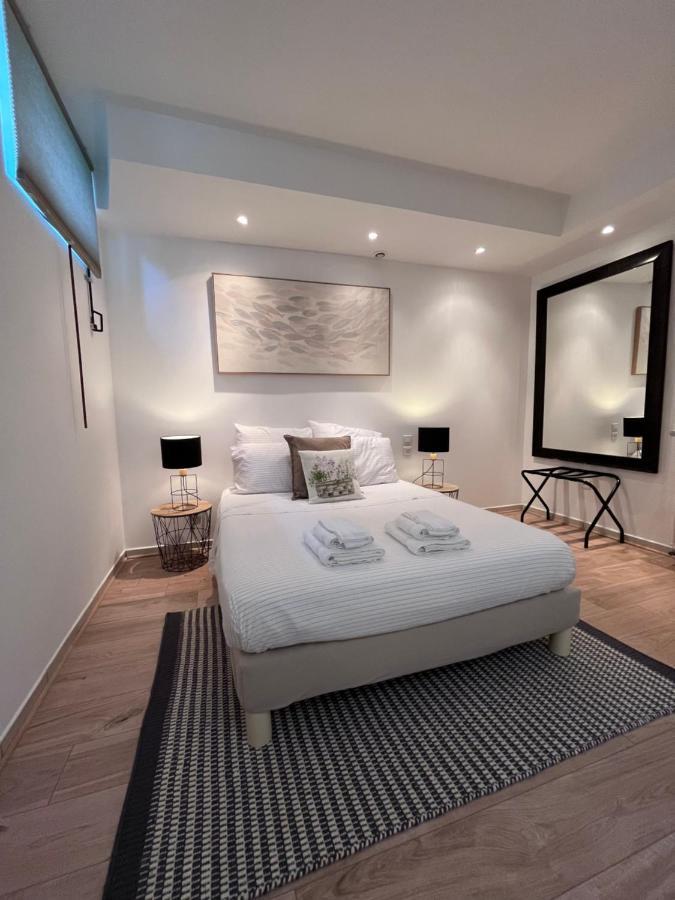 Salut Le Petit Apartment *