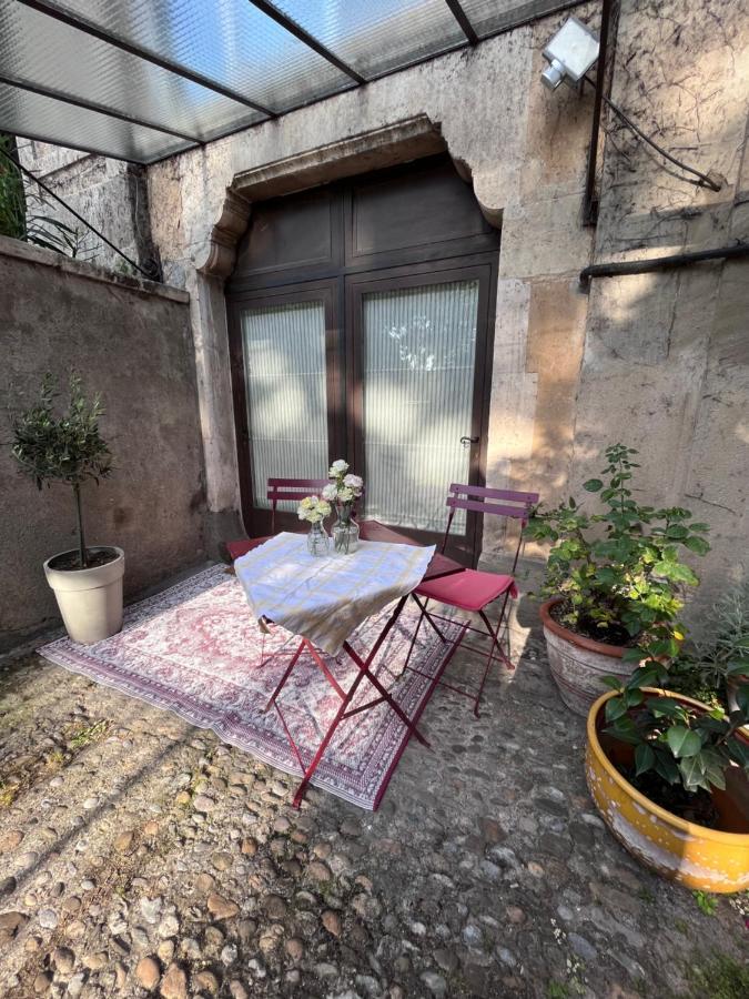 Salut Le Petit Appartement Carcassonne